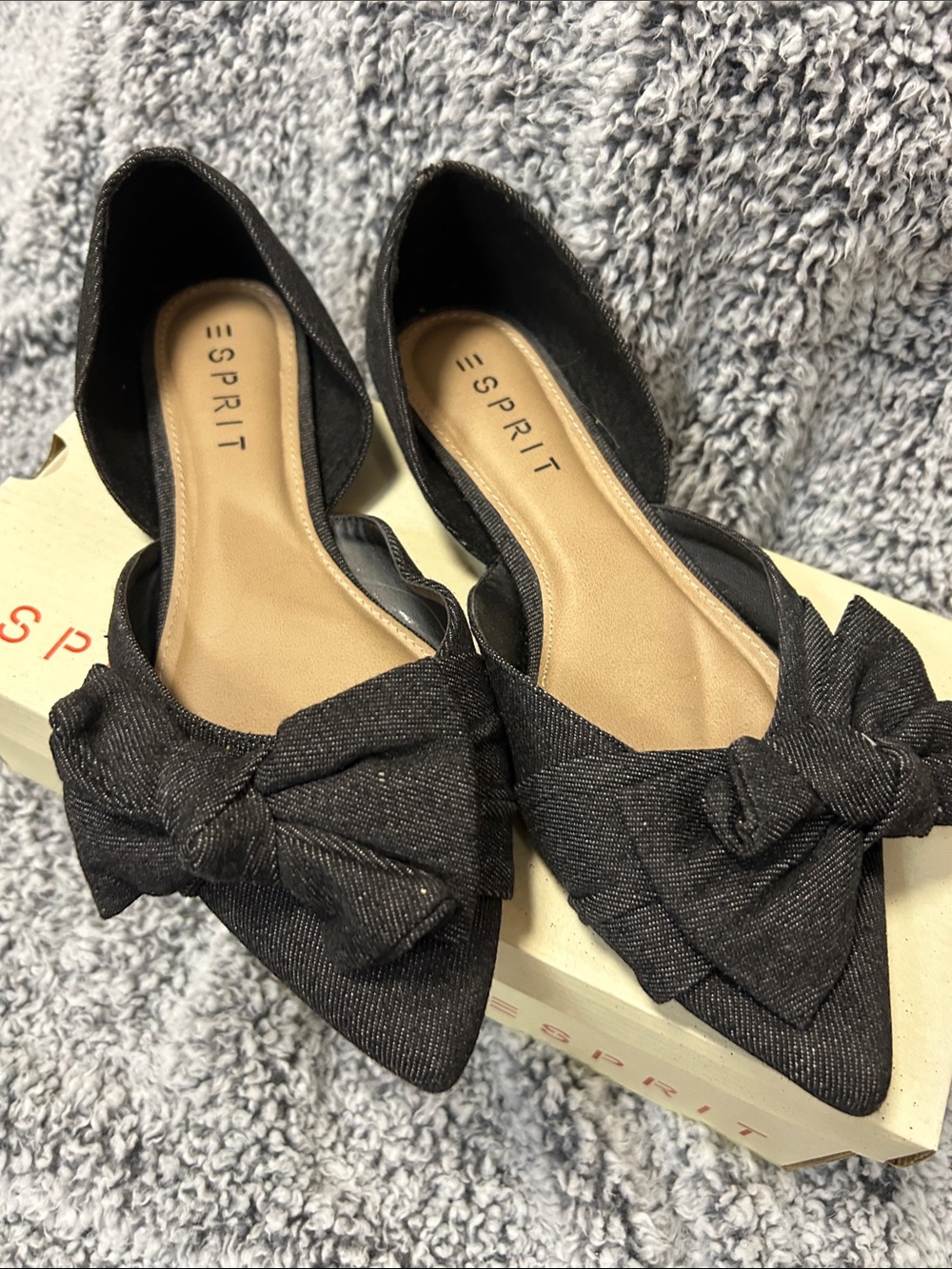 Esprit Black Knotted Pointed D'Orsay Flats